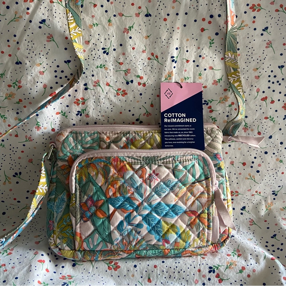 Vera Bradley crossover with tags
